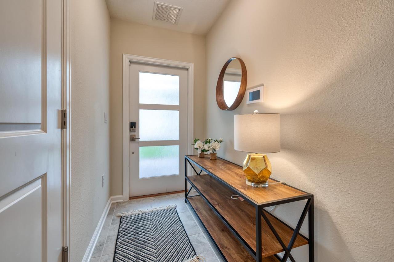 Fantastic Home With Themed Bedroom Near Disney Kissimmee Bagian luar foto